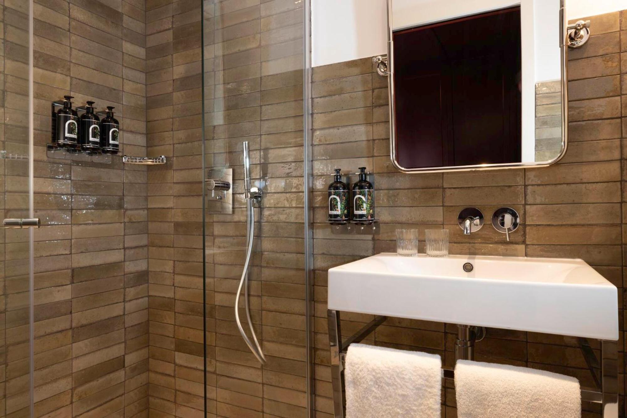 Deluxe Double Room Spa Access,1628616509:JPEG